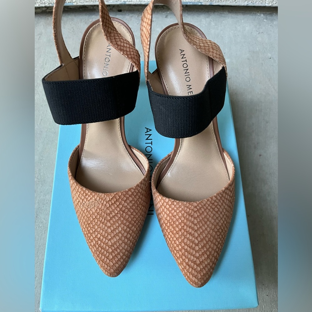 Antonio Melani Pump